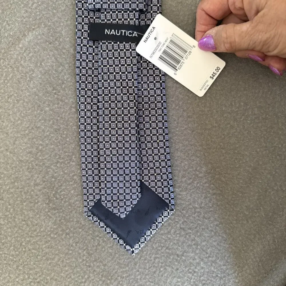 Nautica 100% Silk Necktie Tie Blue Squares Geometric New with Tag Gift